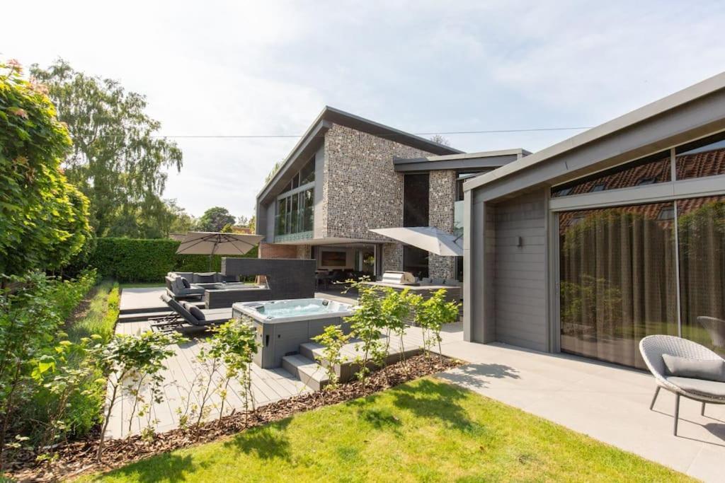 Mayflower, Luxury Norfolk Retreat - Brancaster, Sleeps 4 -12 Extérieur photo